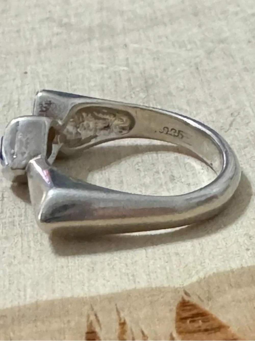 925 Sterling Silver Modernist Blue Gemstone Ring Size 5